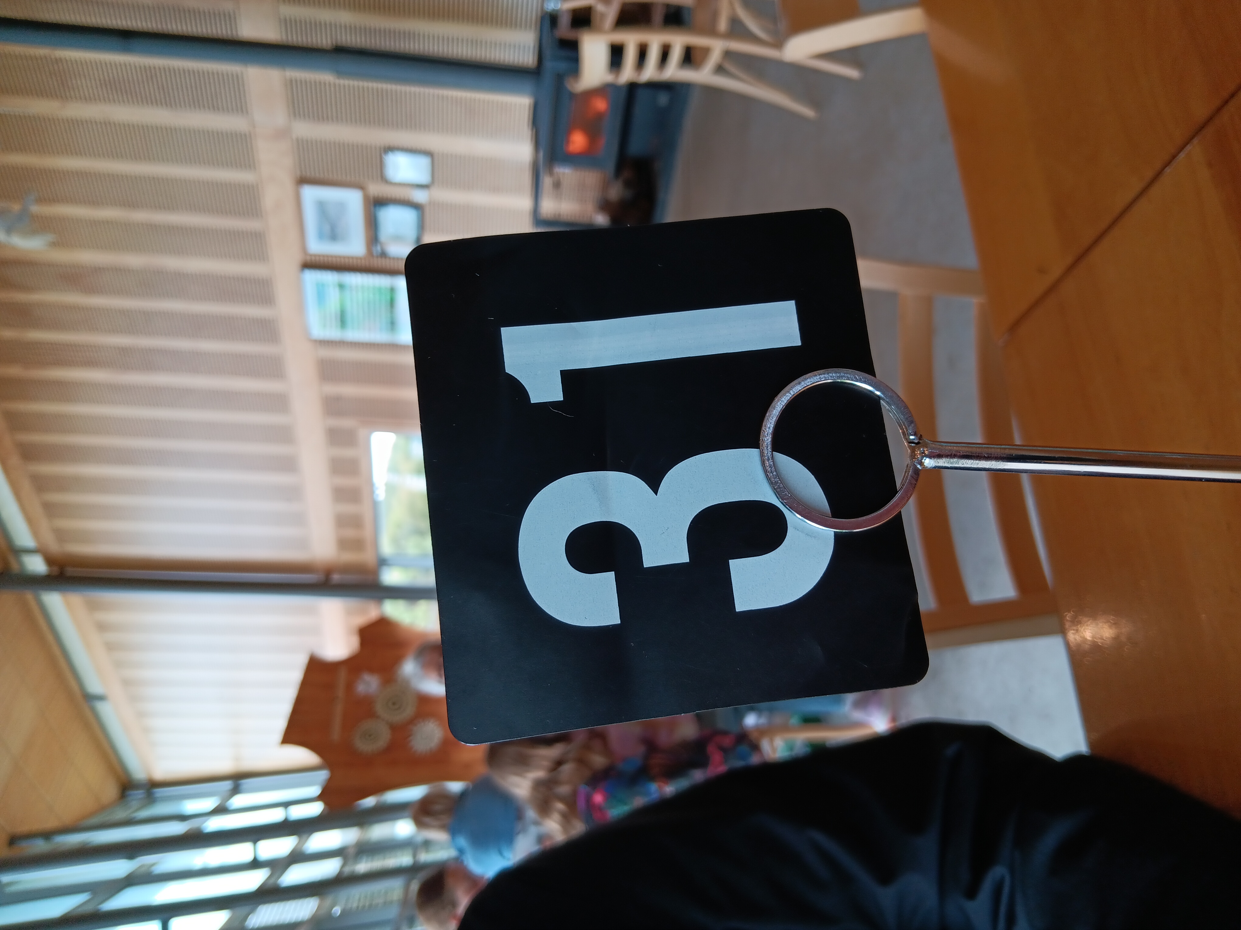 A café sign with the number 31