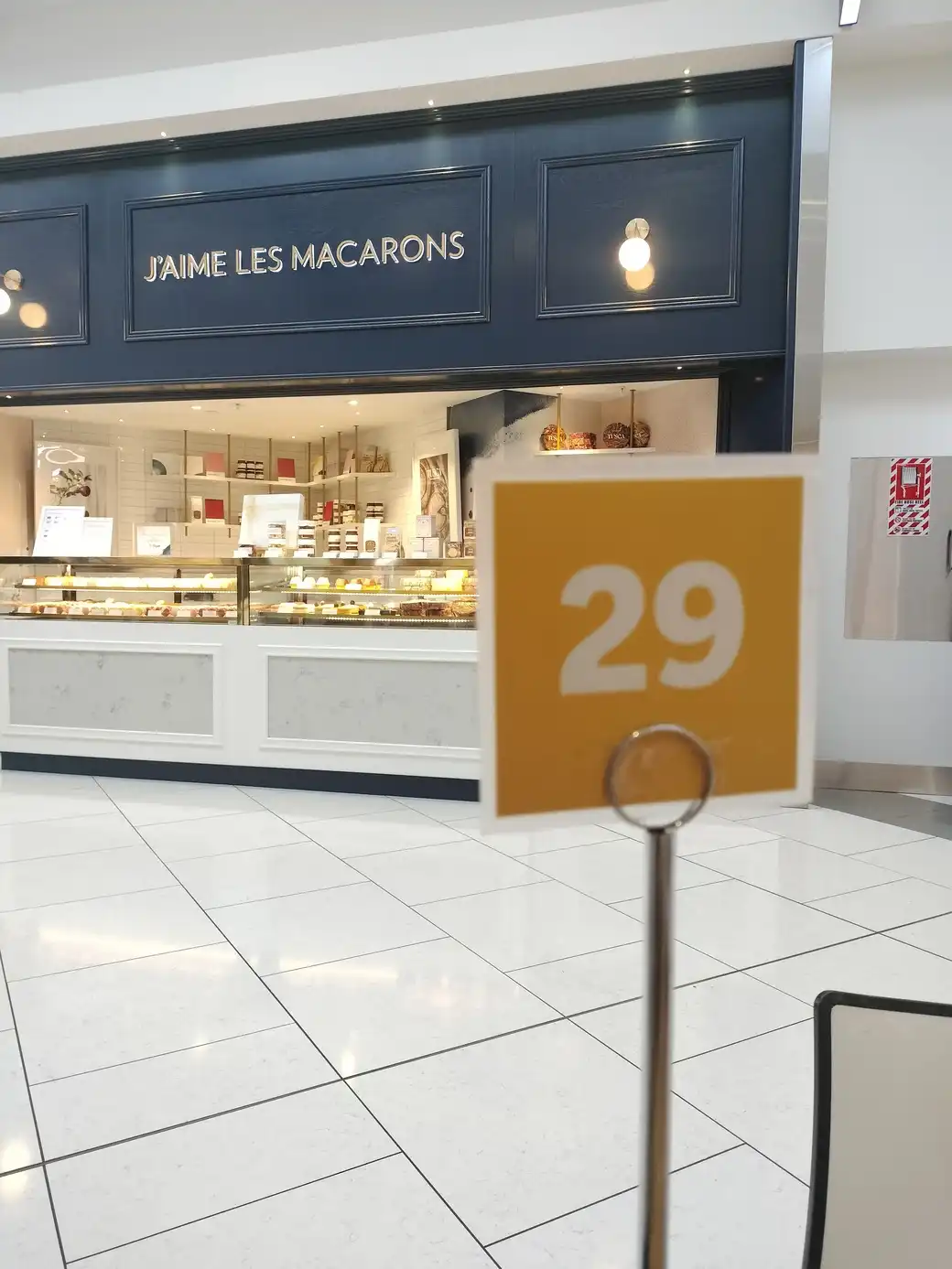 A café sign with the number 29